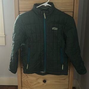 Stio kids jacket size 8 green
